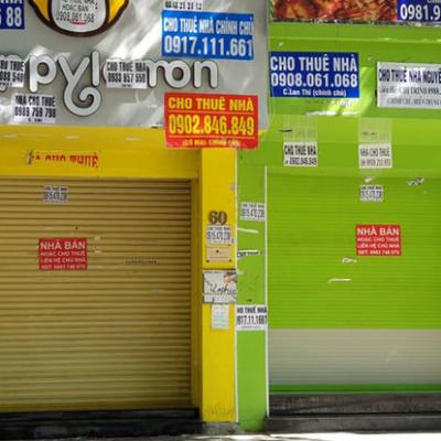 Giá thuê mặt bằng kinh doanh tiếp tục giảm sâu