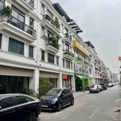 BIỆT THỰ LIỀN KỀ HÀ NỘI LẬP ĐỈNH GIÁ MỚI