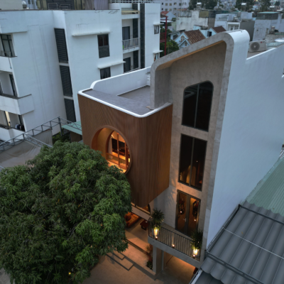 GIẢI MÃ ĐƯỜNG CONG VESPA TRONG KIẾN TRÚC NHÀ PHỐ ĐA THẾ HỆ TẠI TP.HCM